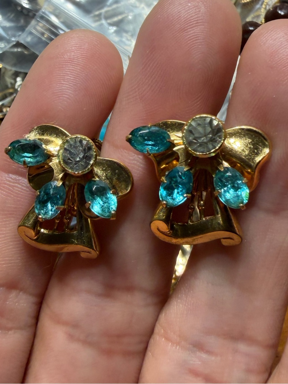 Vintage Sterling Gold Tone Blue Crystal Floral Screw Back Earrings